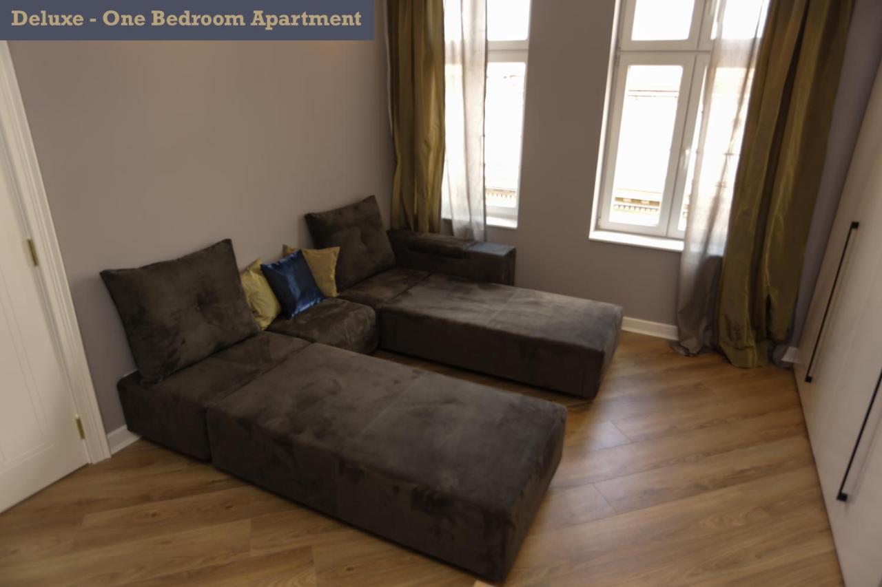 Moment Boutique Apartments Belgrado Esterno foto
