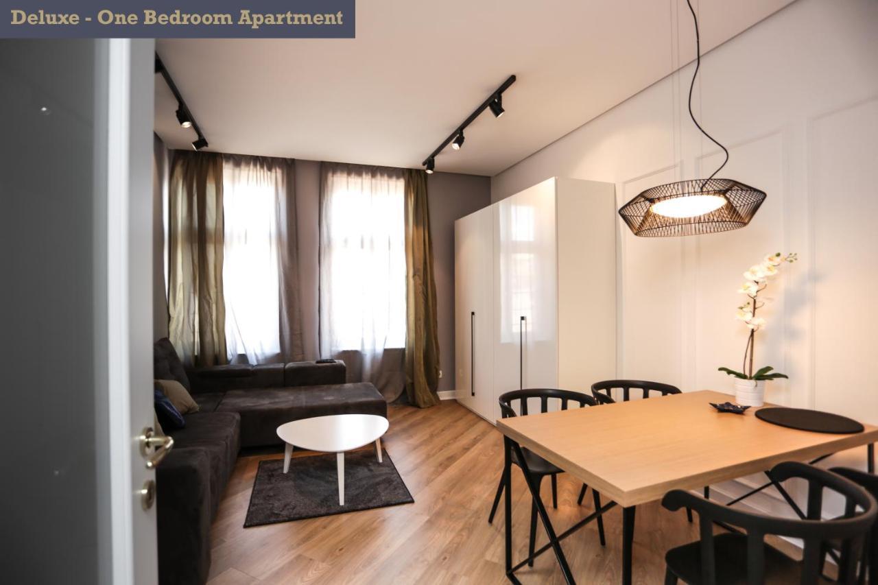 Moment Boutique Apartments Belgrado Esterno foto